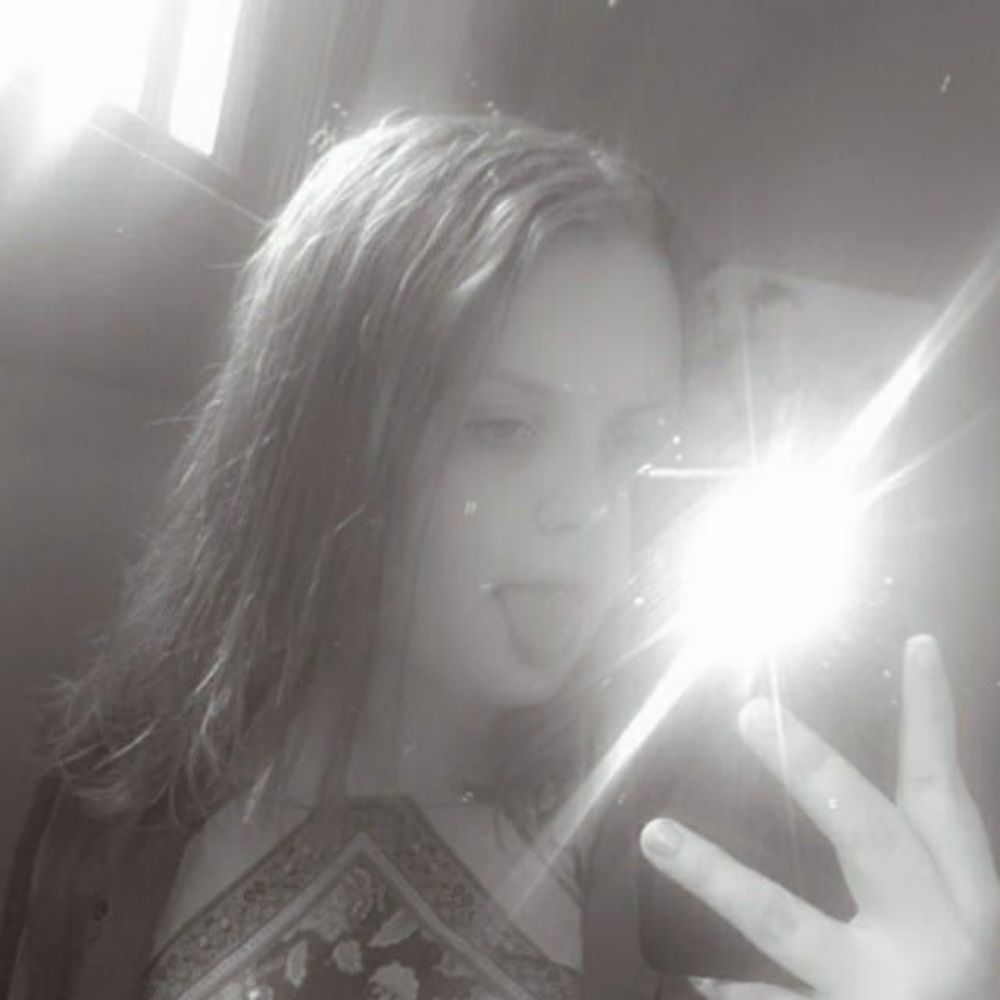 Meet your Posher, Alyssa